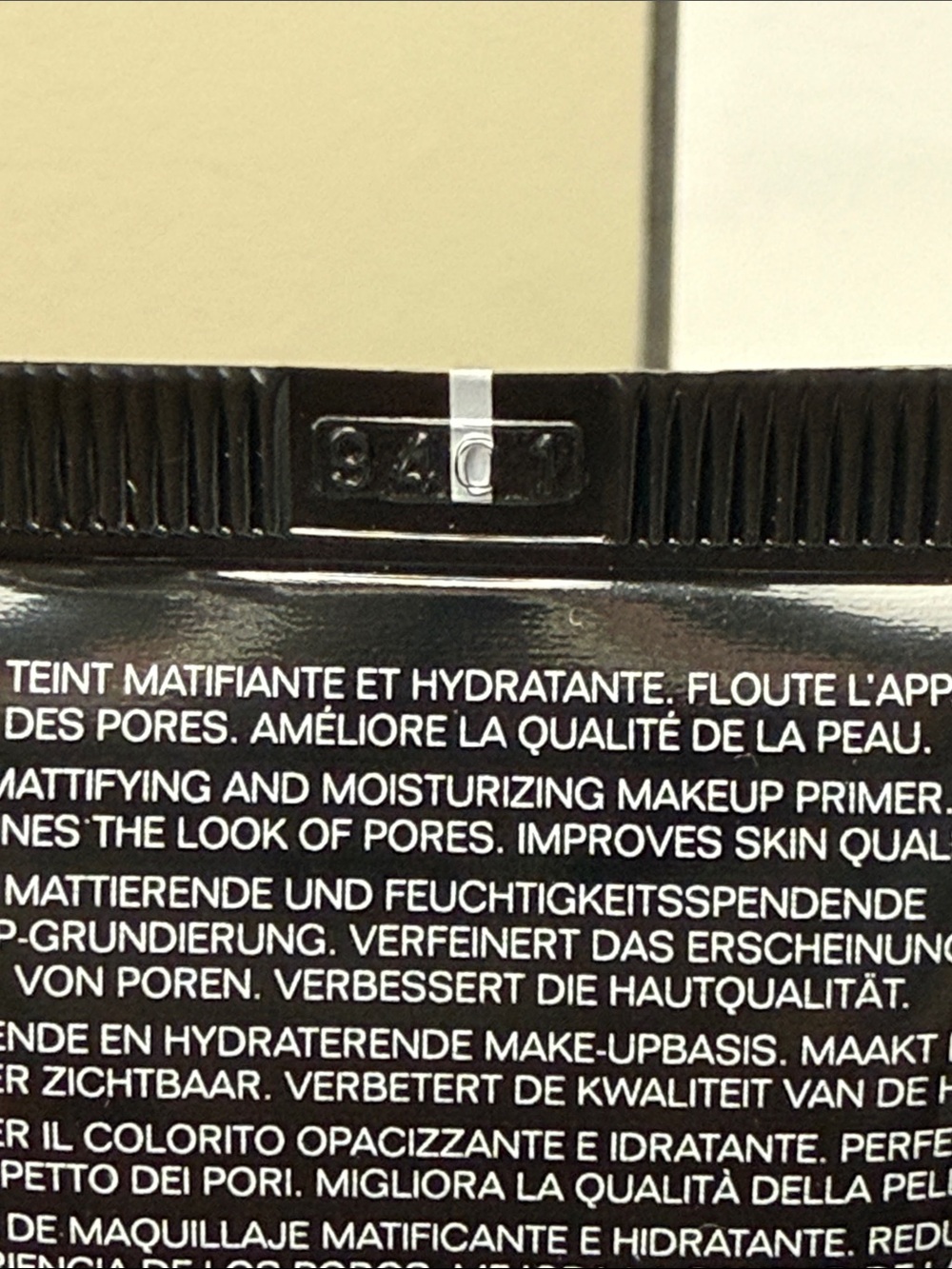 CHANEL • La Base Matte Primer - Picture 6 of 8